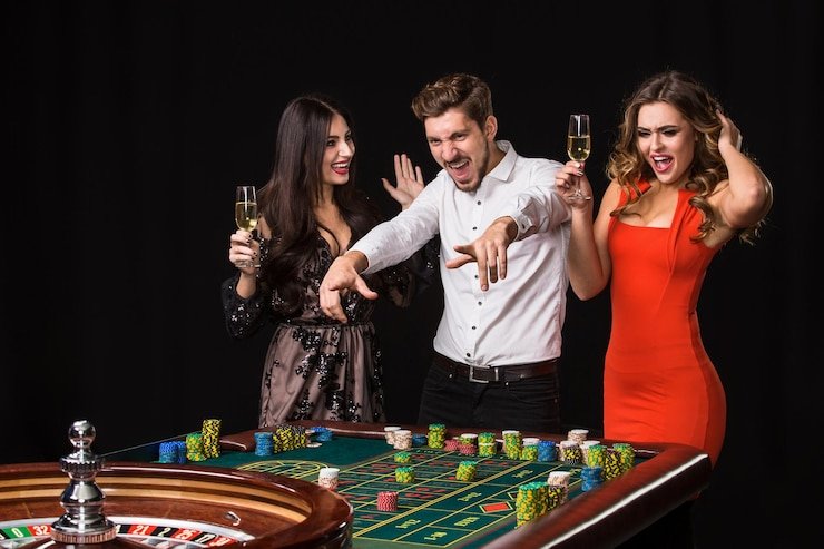 Antarmuka aplikasi mobile bedebola menampilkan sportsbook dan live dealer